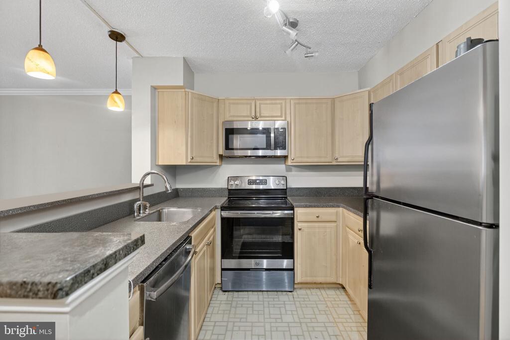 1230 23RD STREET NW 707