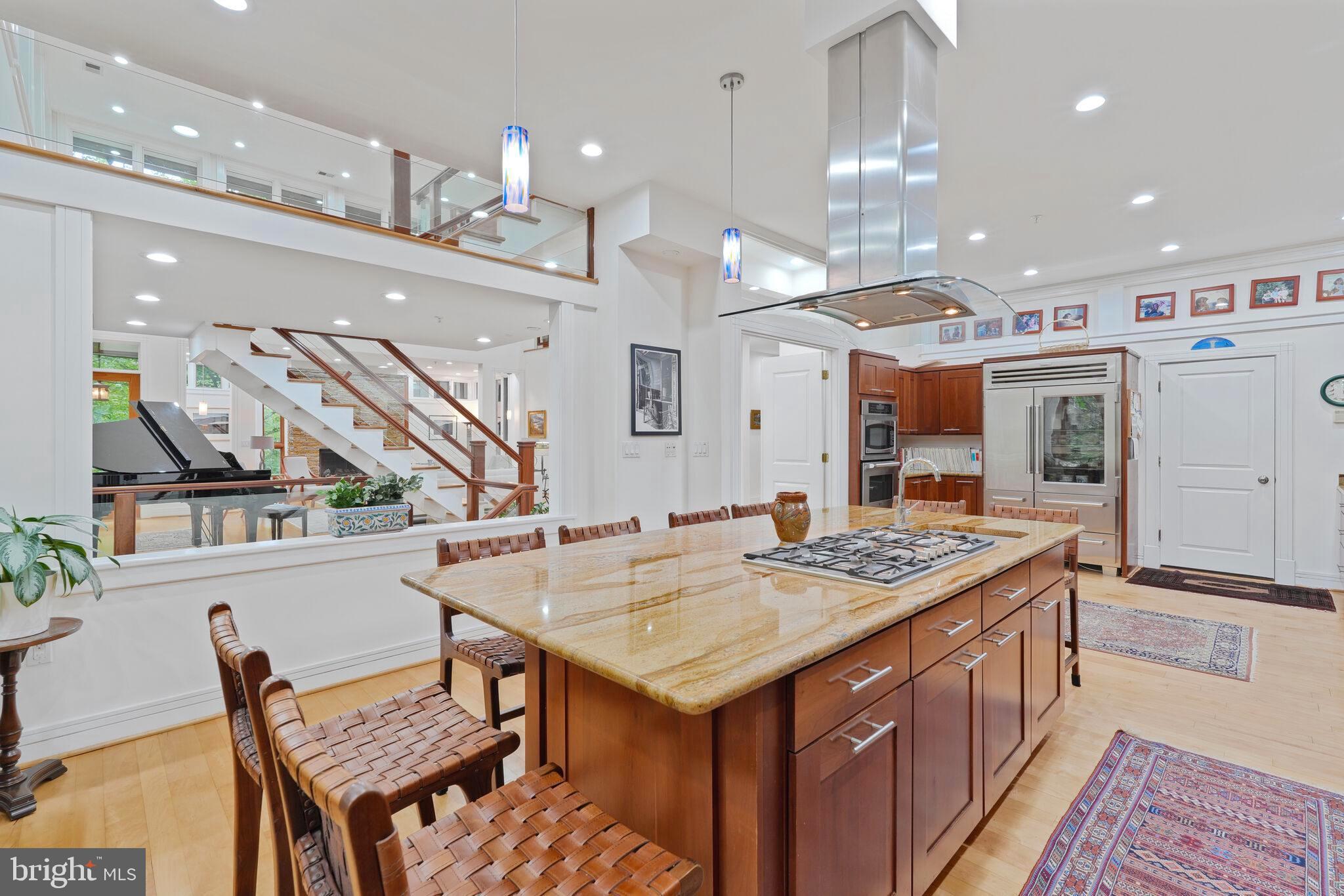 2807 CHESTERFIELD PLACE NW