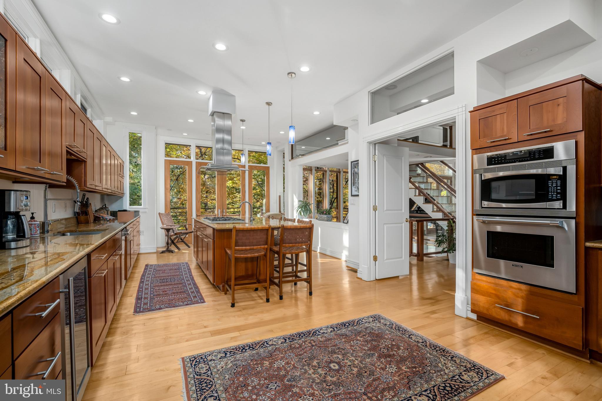 2807 CHESTERFIELD PLACE NW