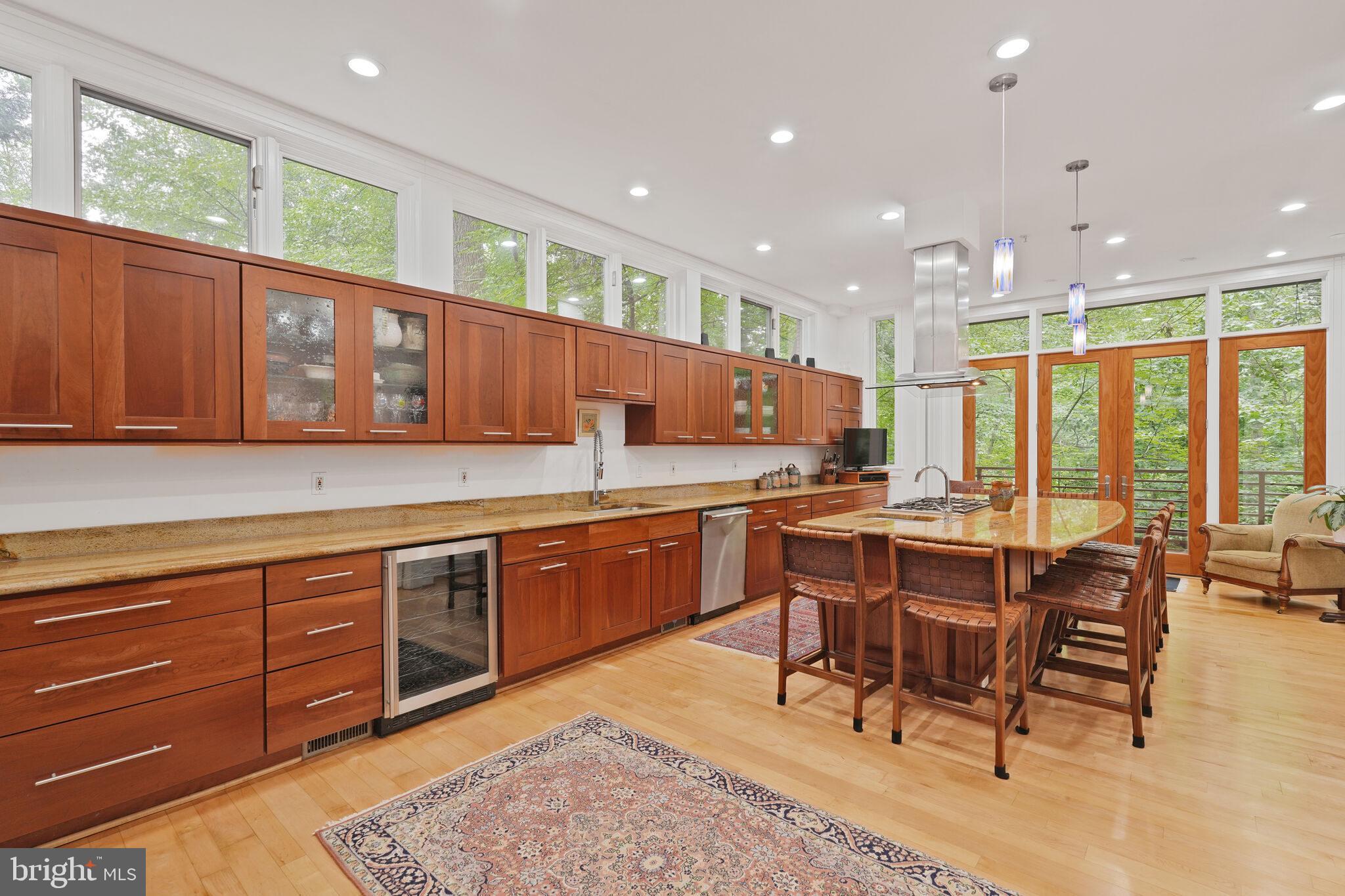 2807 CHESTERFIELD PLACE NW