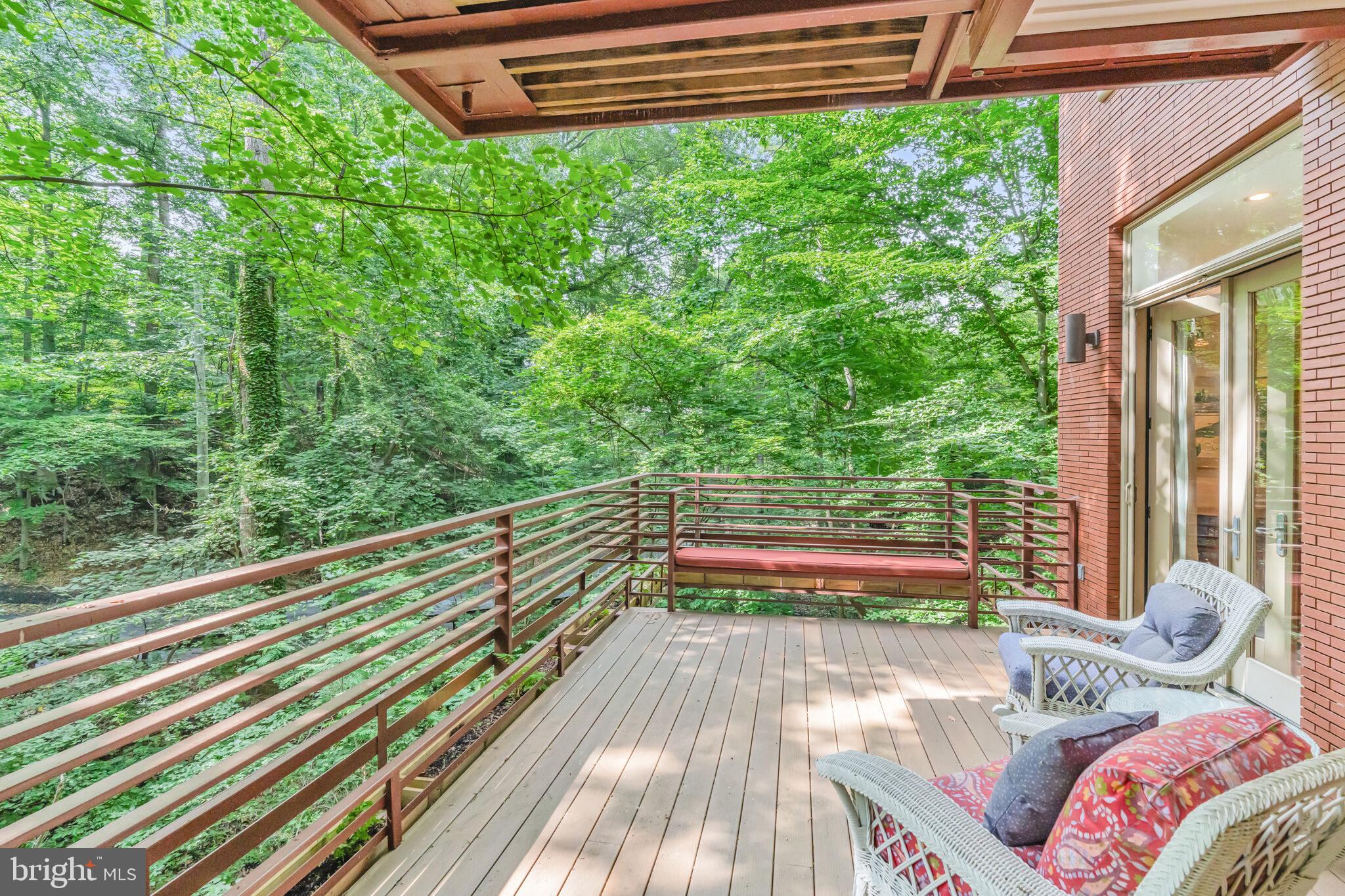 2807 CHESTERFIELD PLACE NW