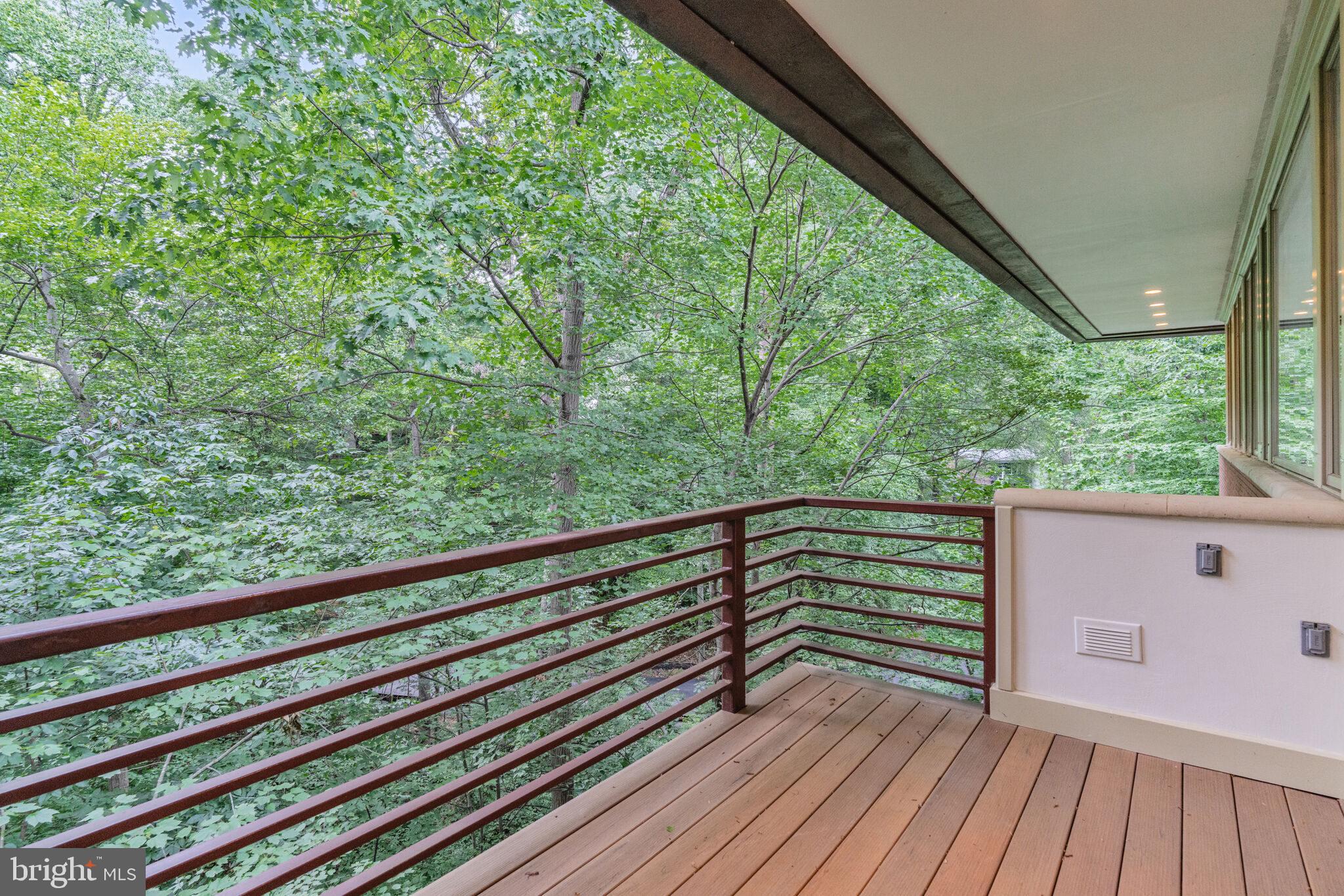 2807 CHESTERFIELD PLACE NW