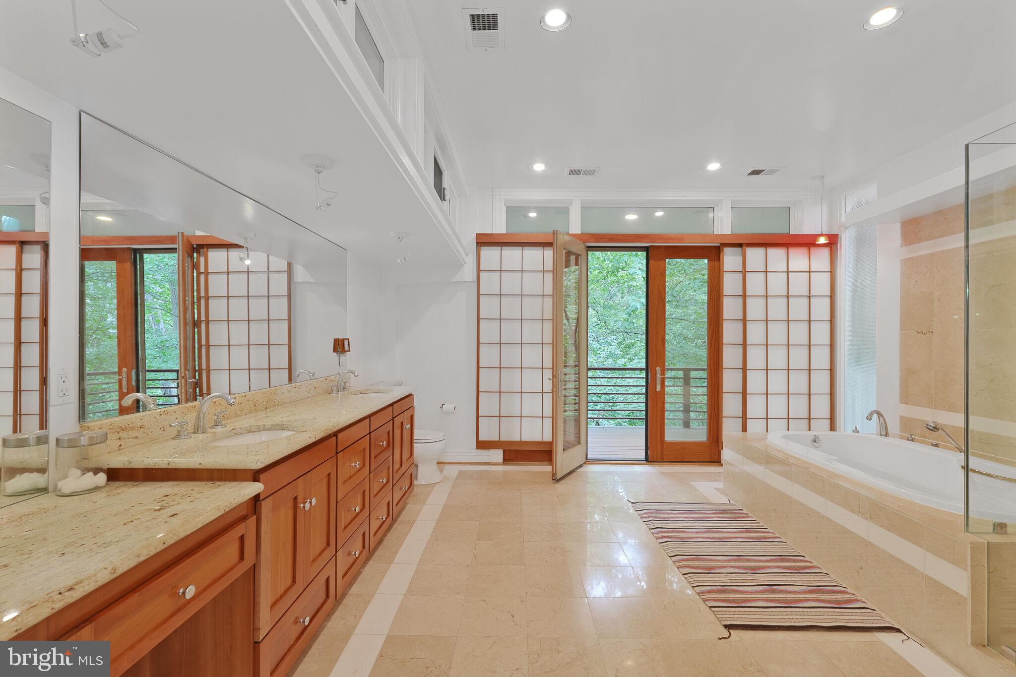 2807 CHESTERFIELD PLACE NW