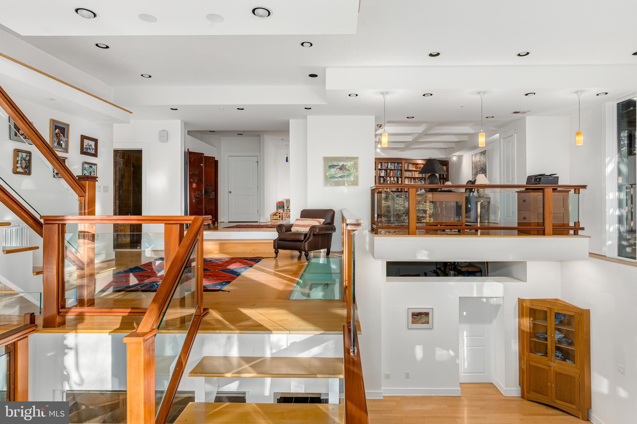 2807 CHESTERFIELD PLACE NW