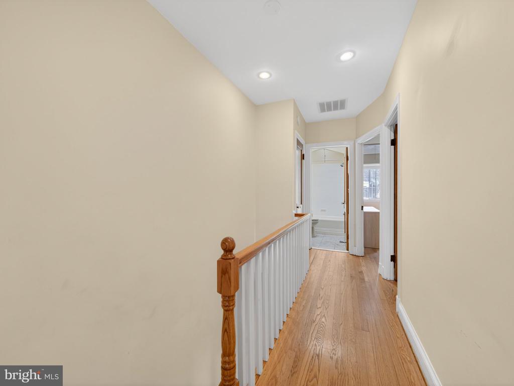 2119 HUIDEKOPER NW