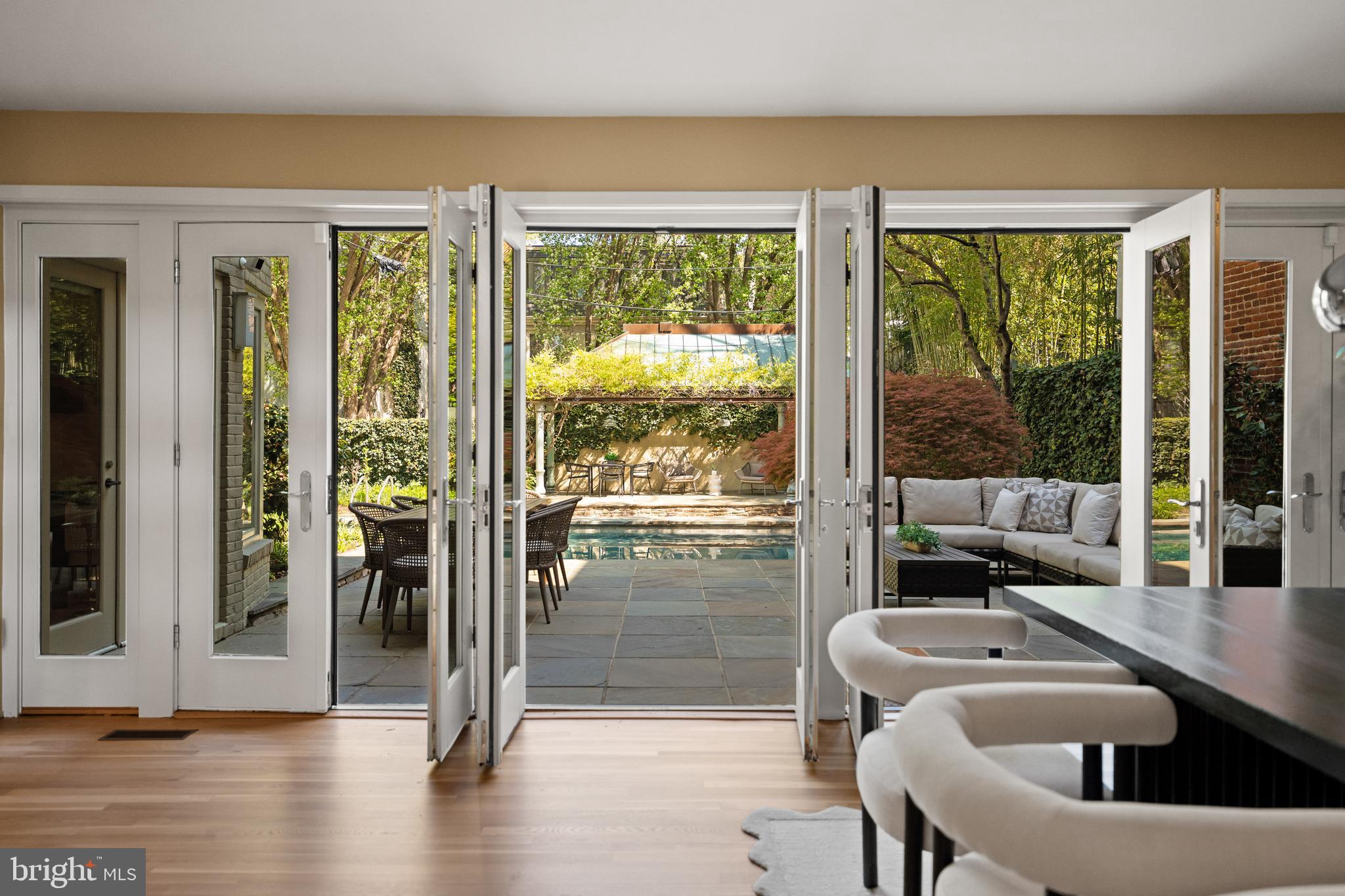 2319 BANCROFT PLACE NW