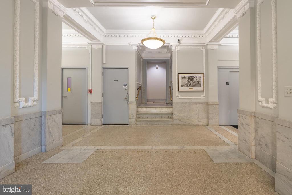 3060 16TH STREET NW 209