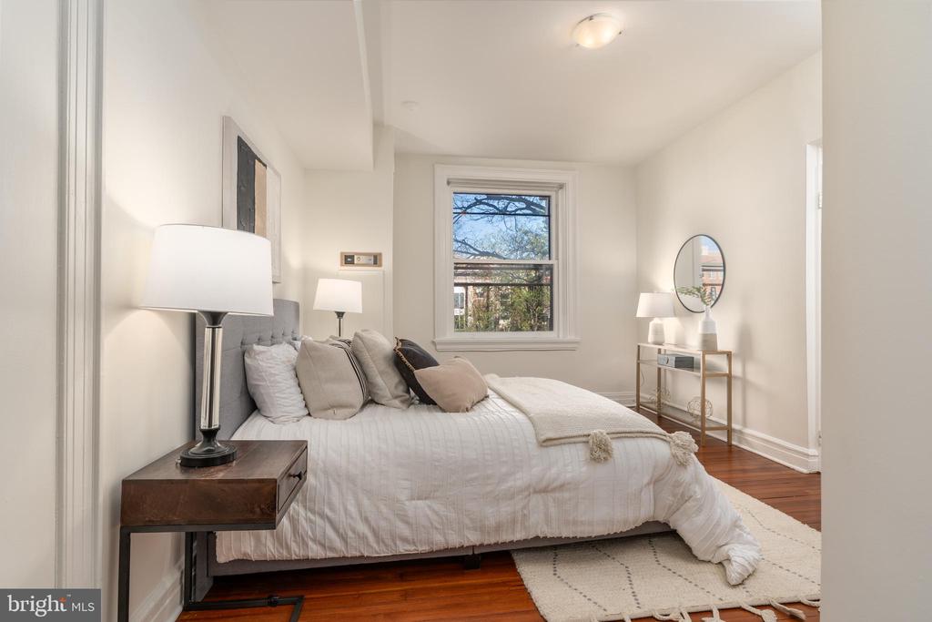 3060 16TH STREET NW 209
