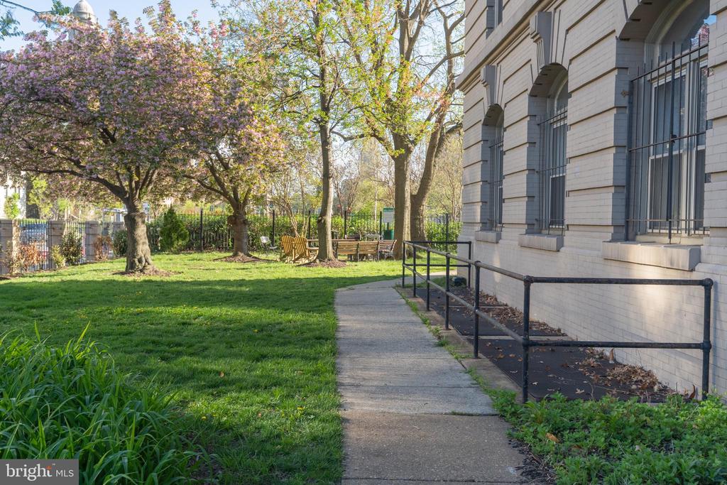 3060 16TH STREET NW 209