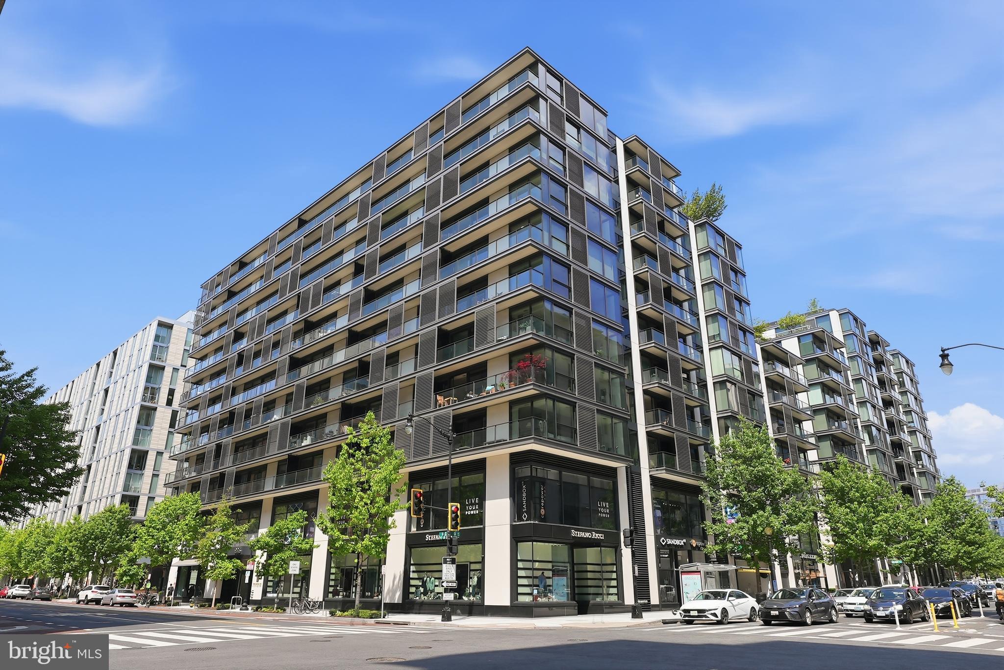 925 H STREET NW 904