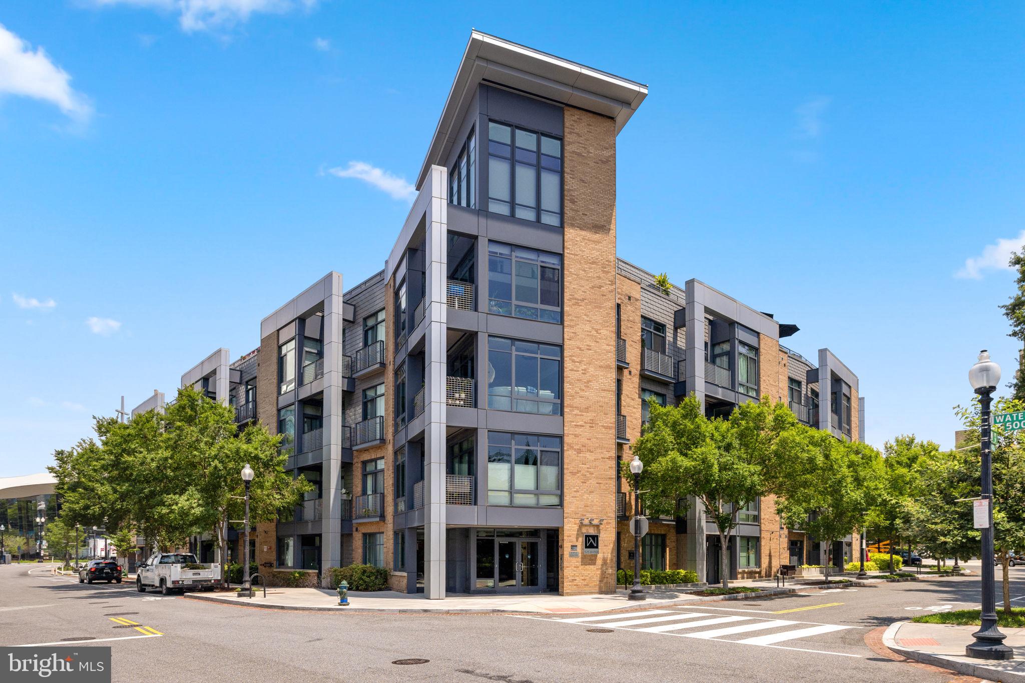 525 WATER STREET SW 431