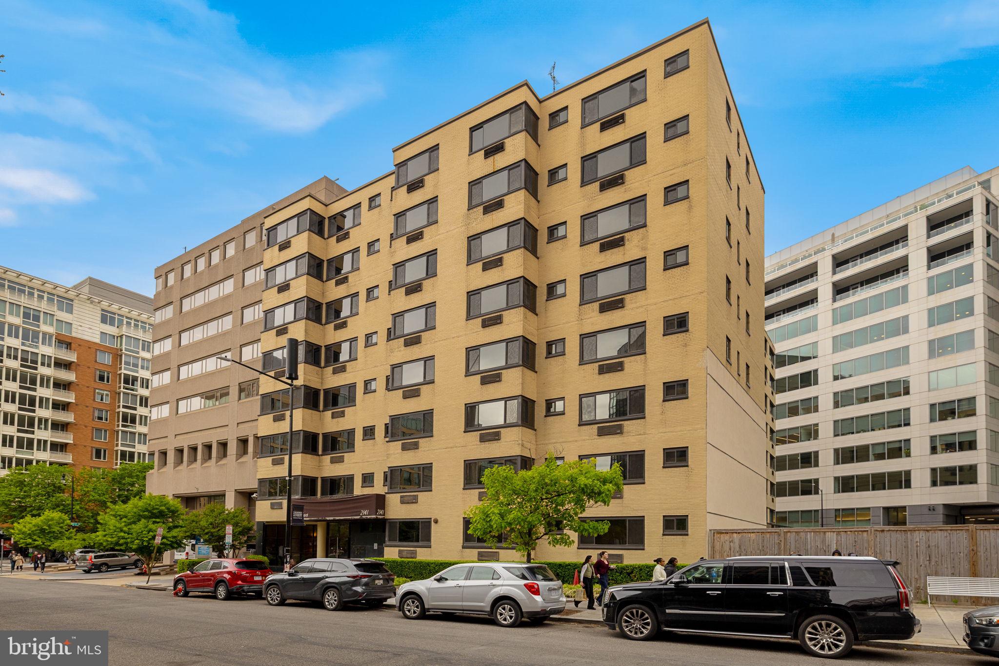 2141 I STREET NW 204