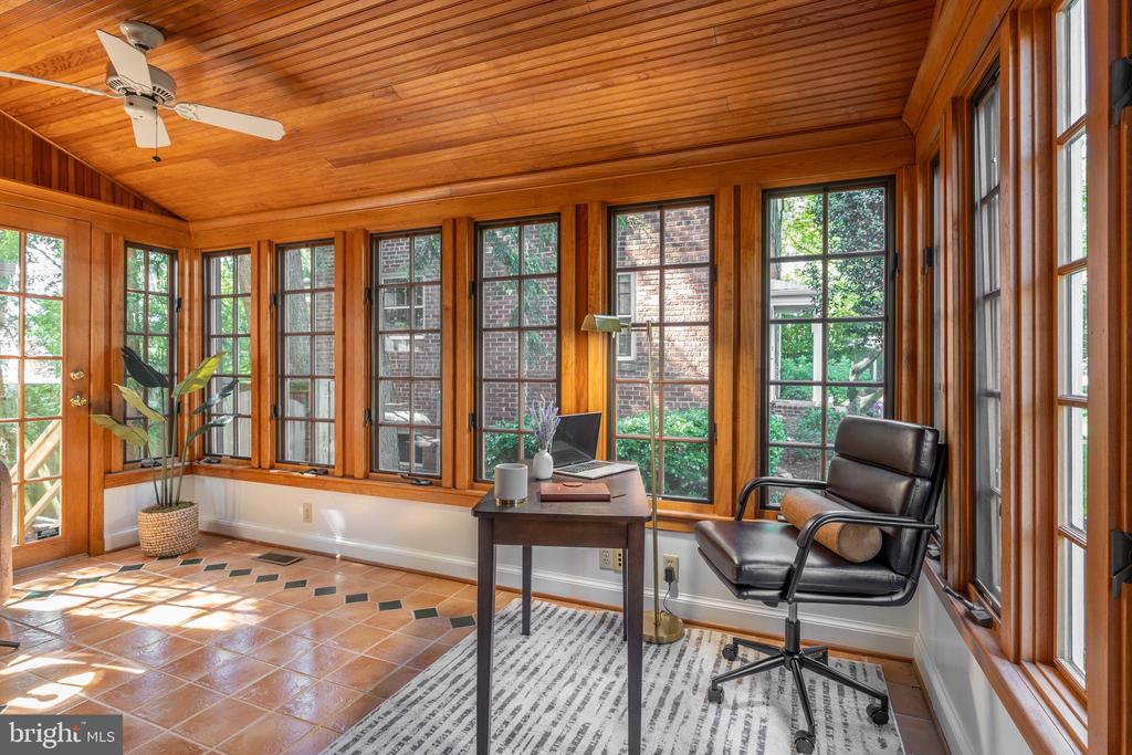 5103 CHEVY CHASE PARKWAY NW