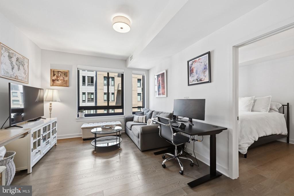 70 N STREET SE N706