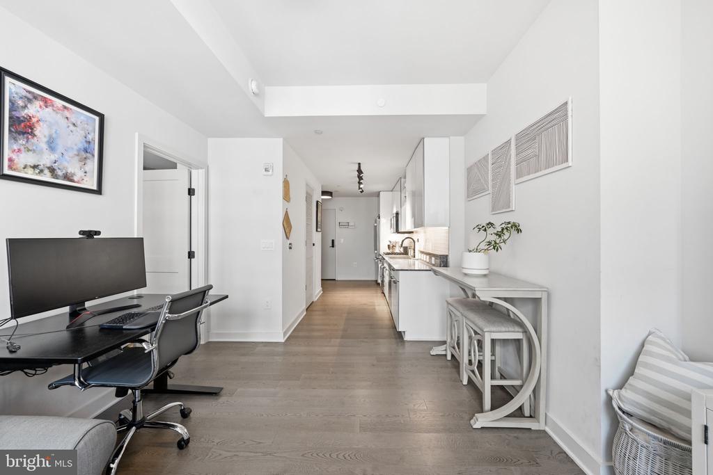 70 N STREET SE N706