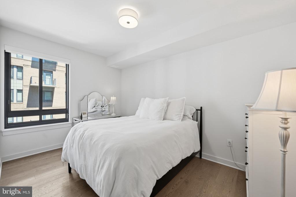 70 N STREET SE N706
