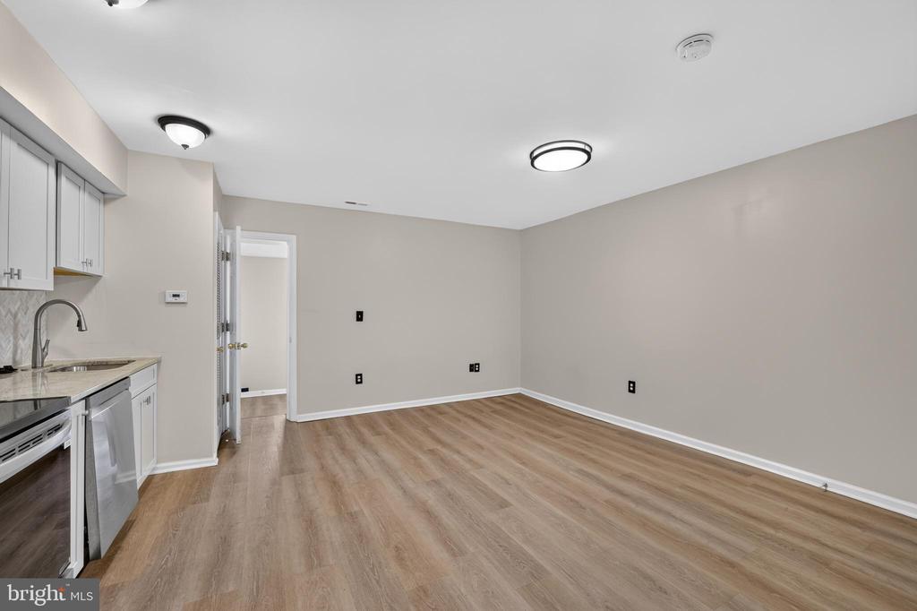 1240 18TH STREET NE 2