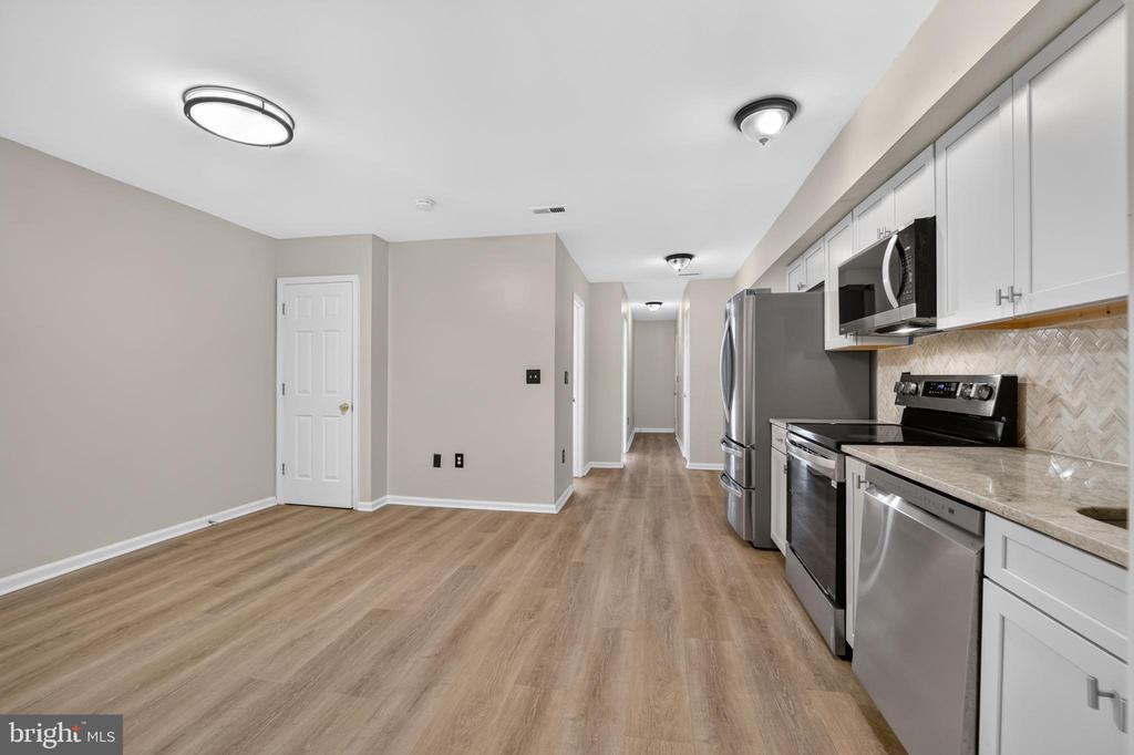 1240 18TH STREET NE 2