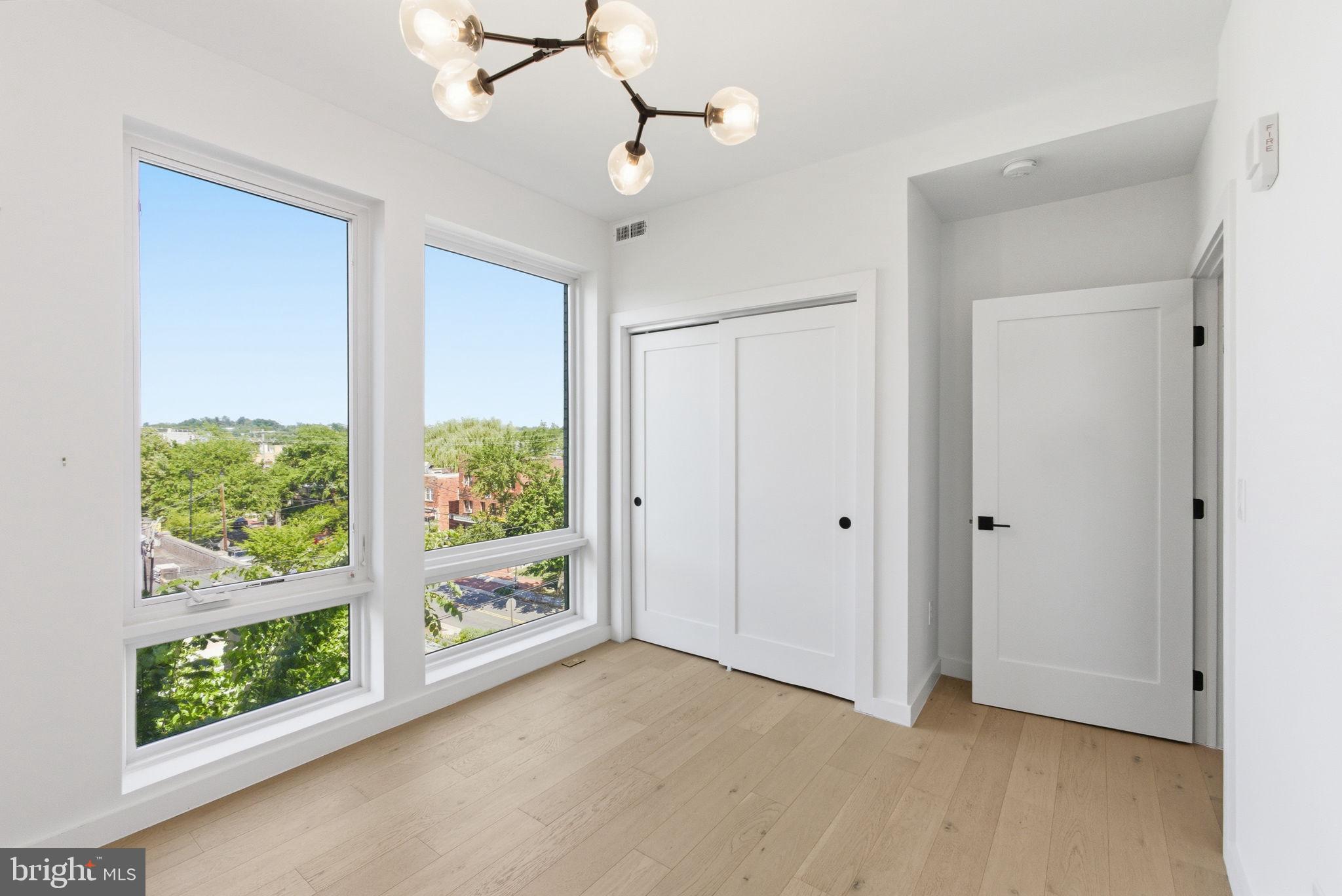 30 KENNEDY STREET NW 14