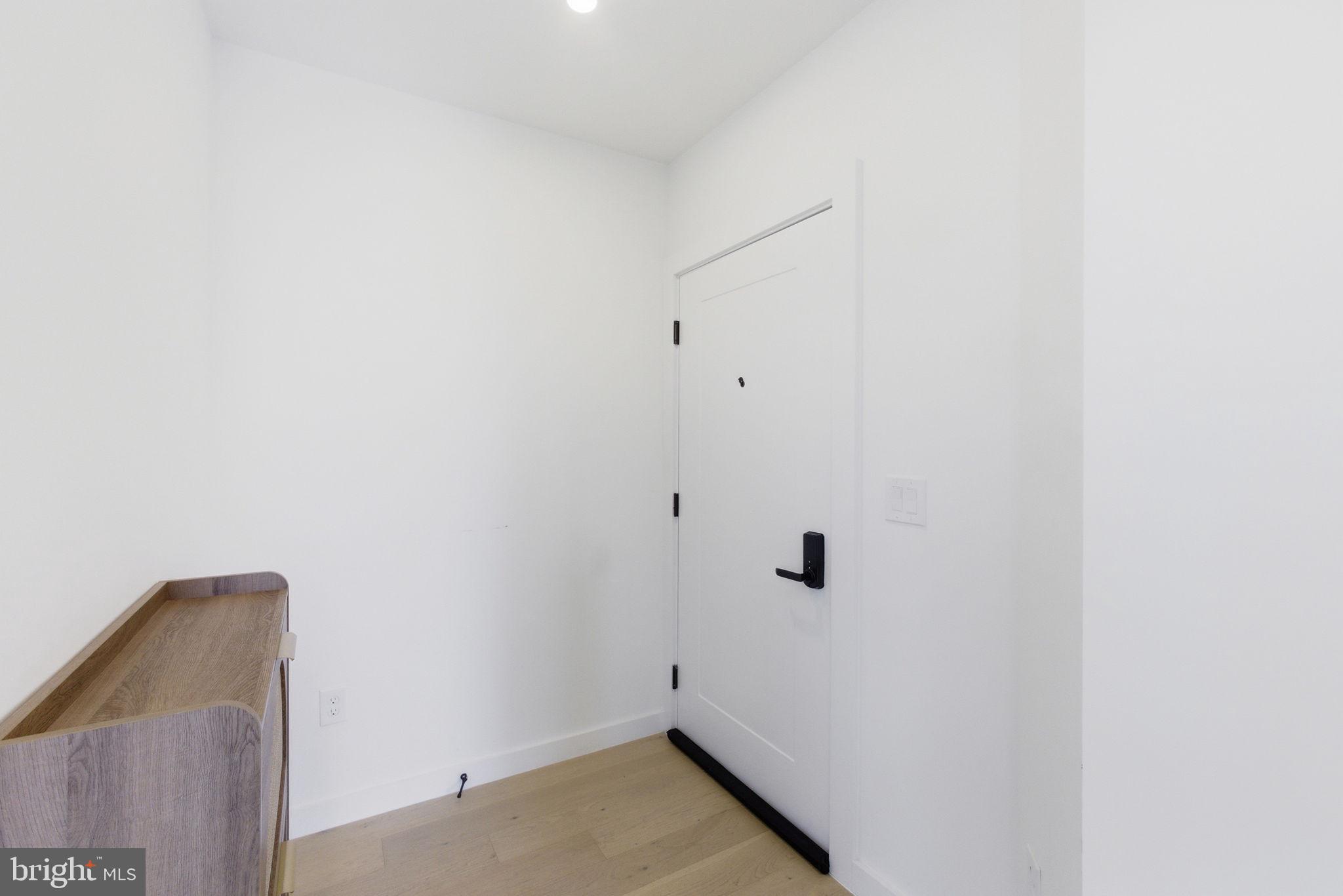 30 KENNEDY STREET NW 14