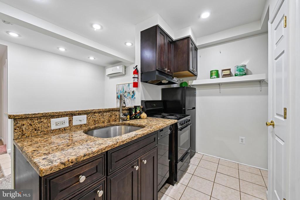 123 7TH STREET NE