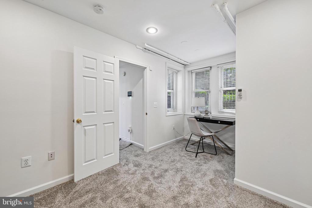123 7TH STREET NE