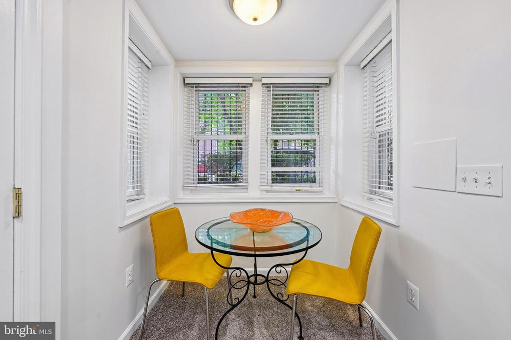 123 7TH STREET NE