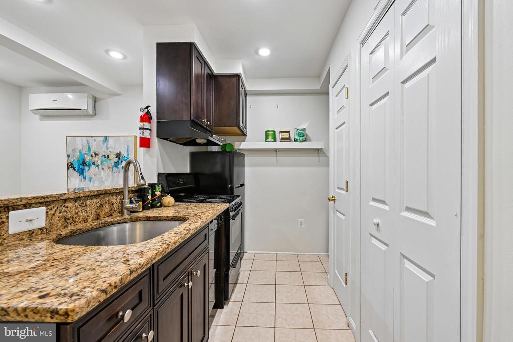 123 7TH STREET NE