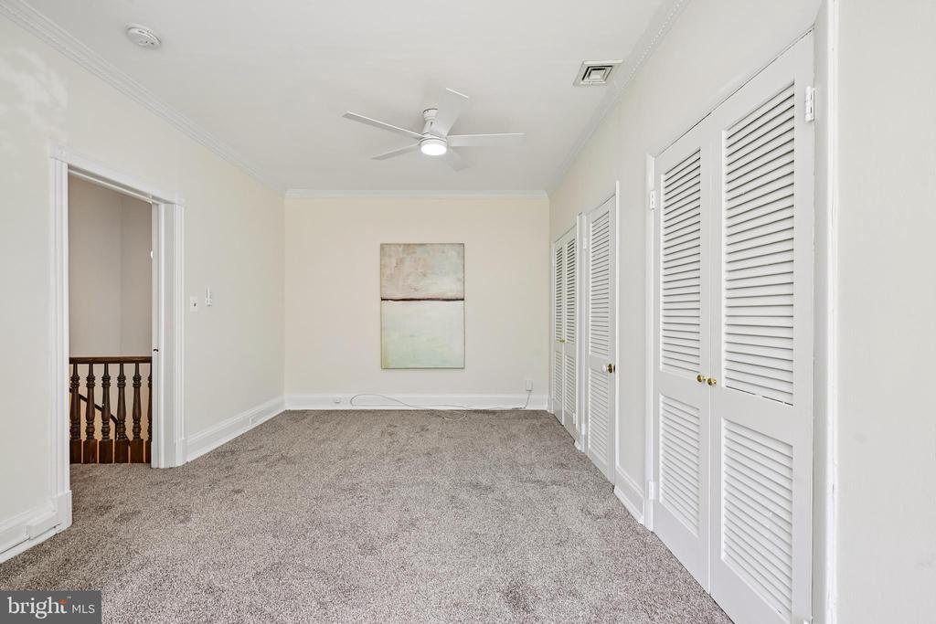123 7TH STREET NE
