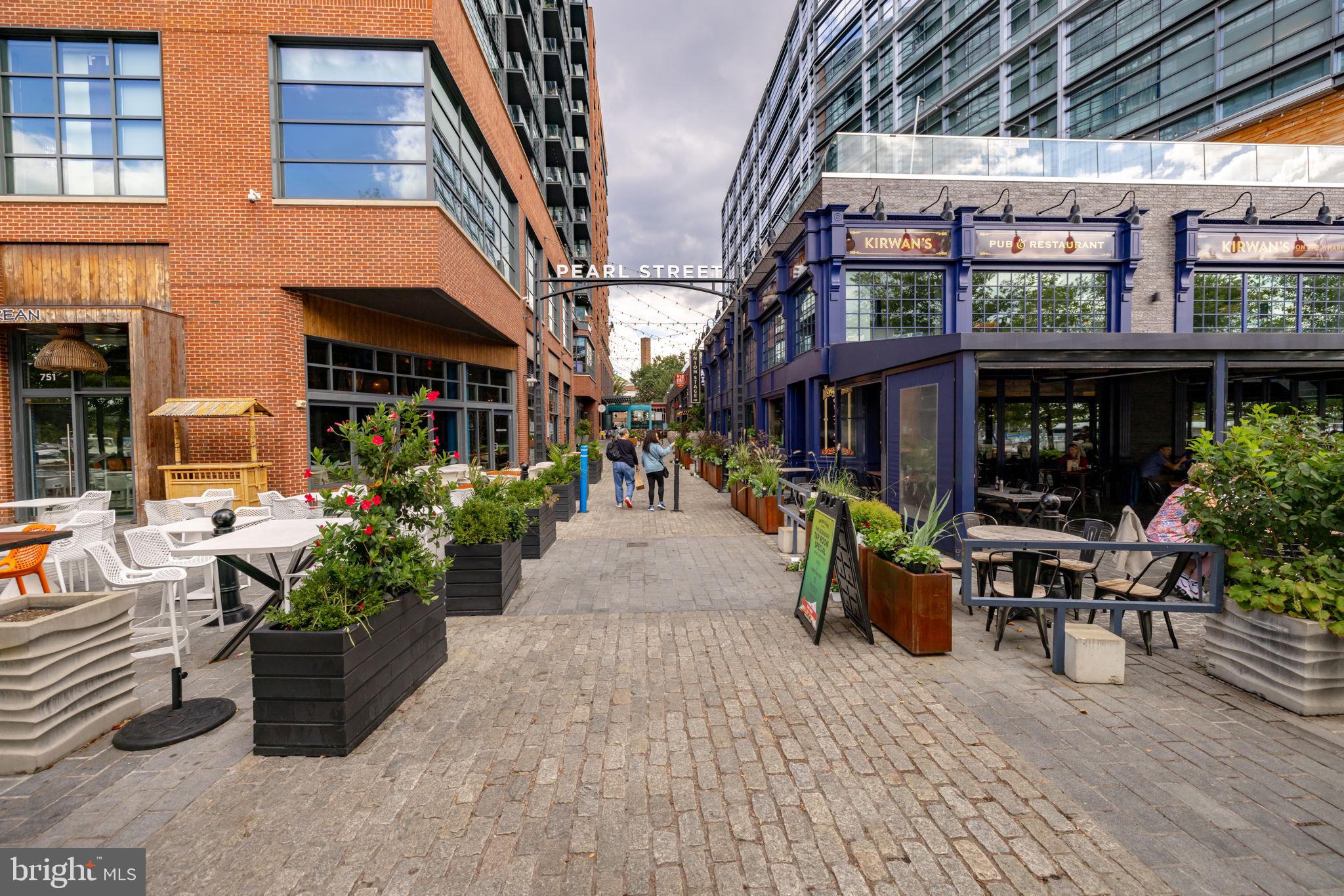 525 WATER STREET SW 431