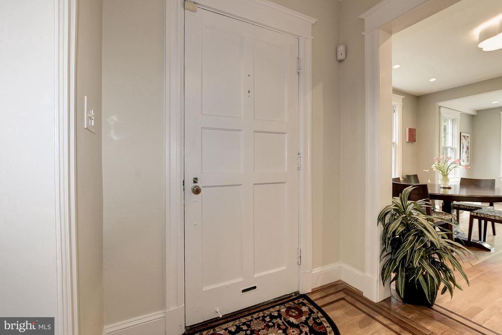 5128 NEBRASKA NW