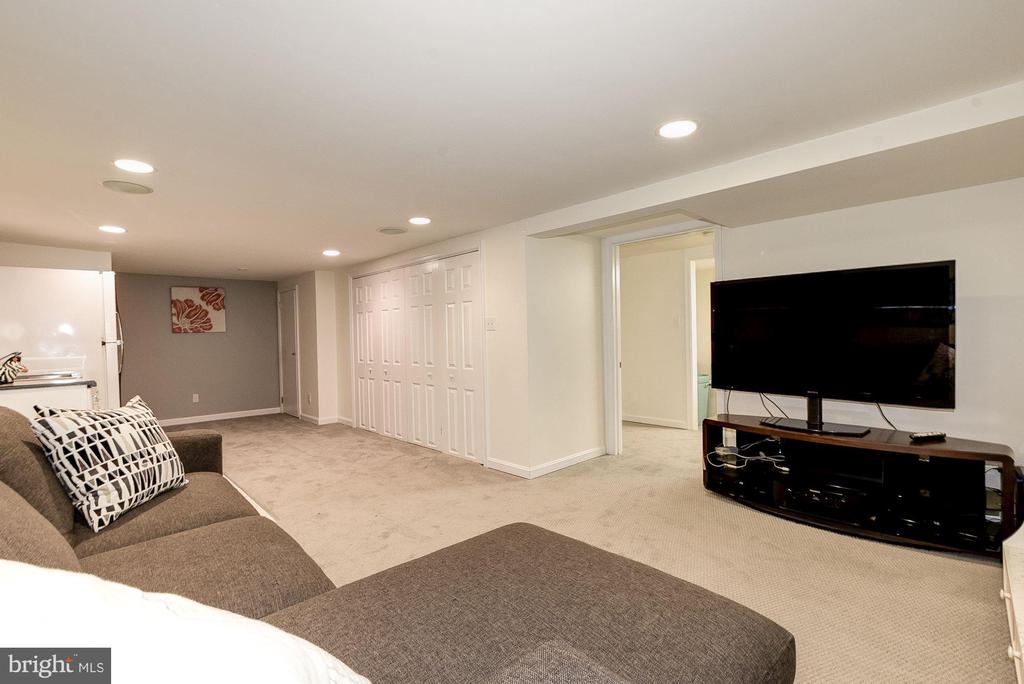 5128 NEBRASKA NW