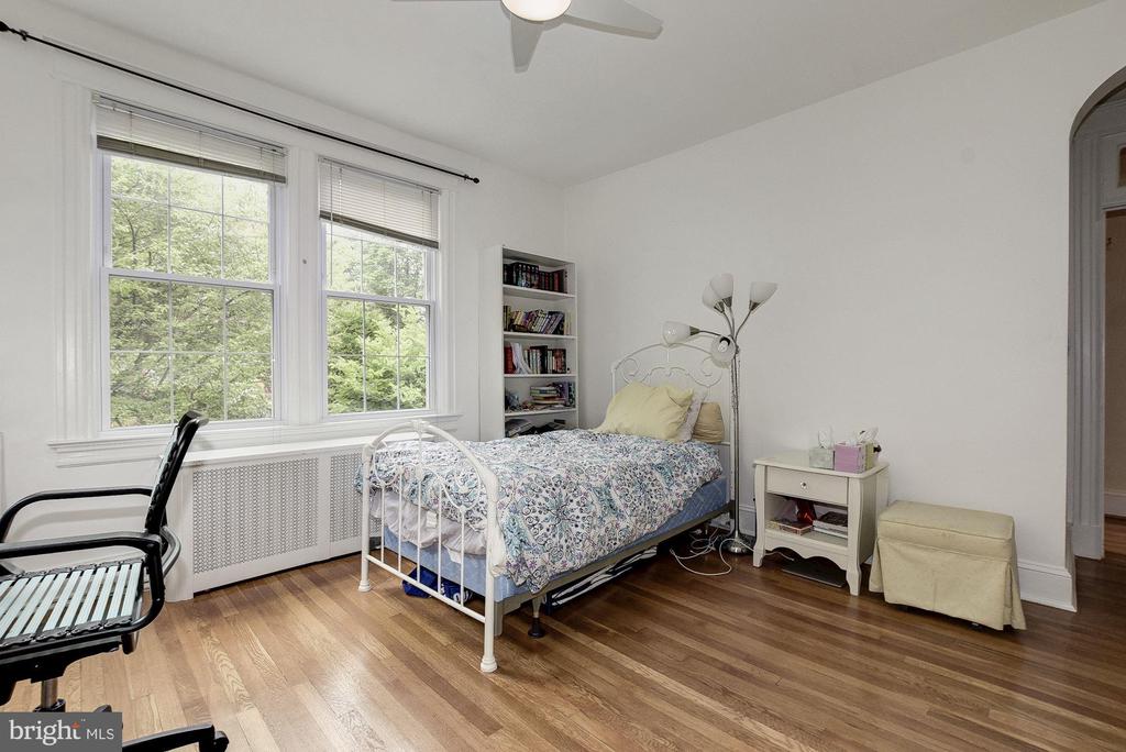 5128 NEBRASKA NW