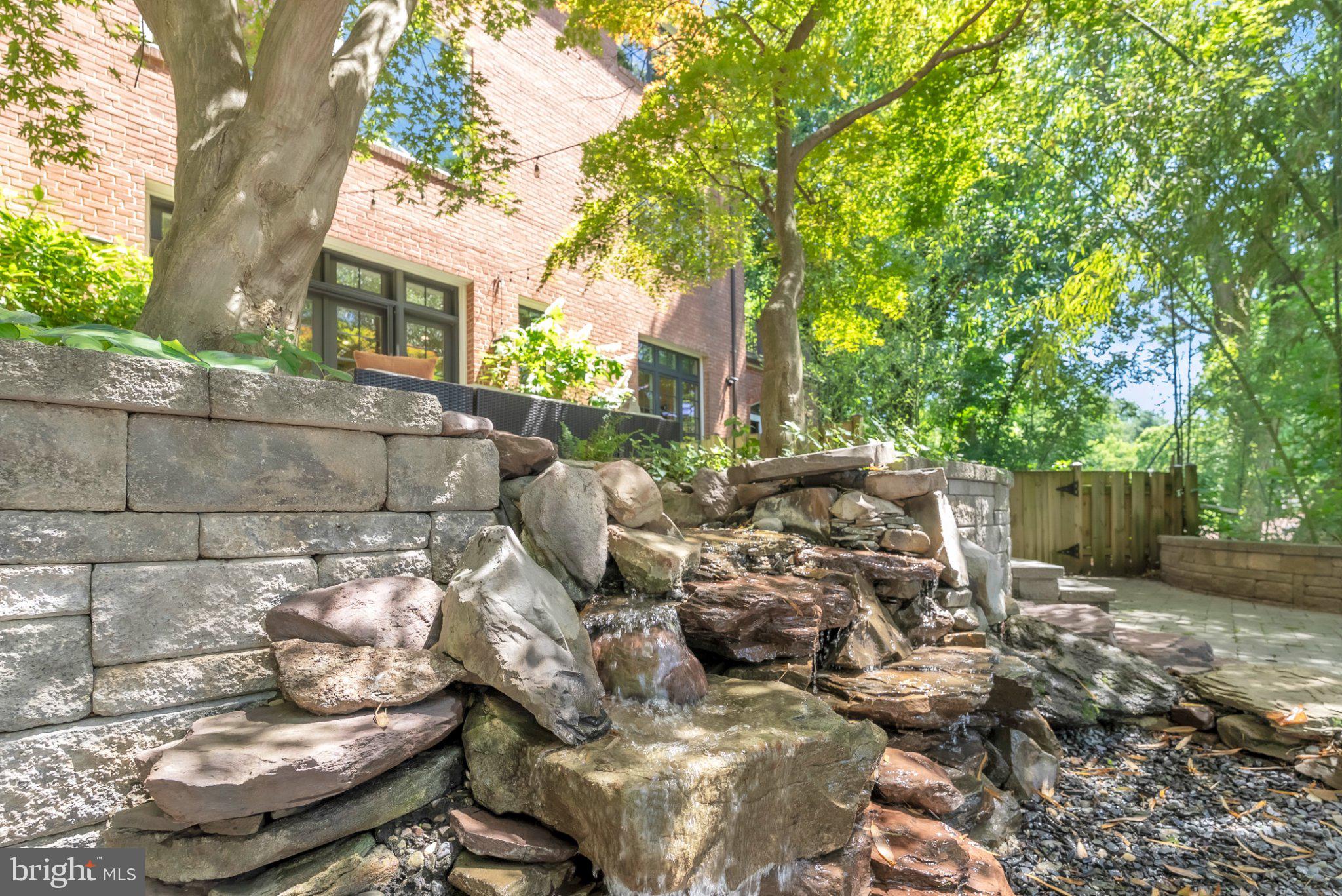 2803 ARIZONA TERRACE NW
