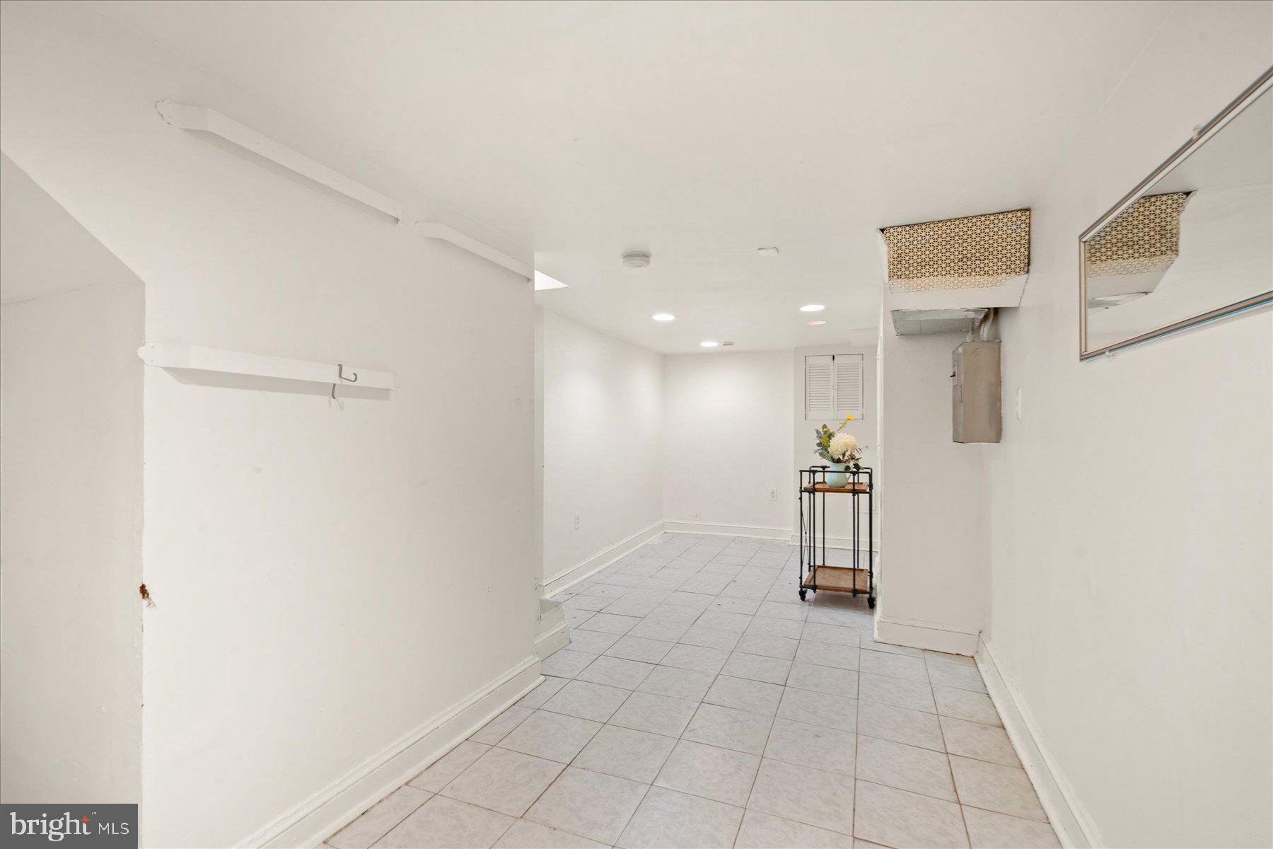 1062 | 1064 THOMAS JEFFERSON STREET NW