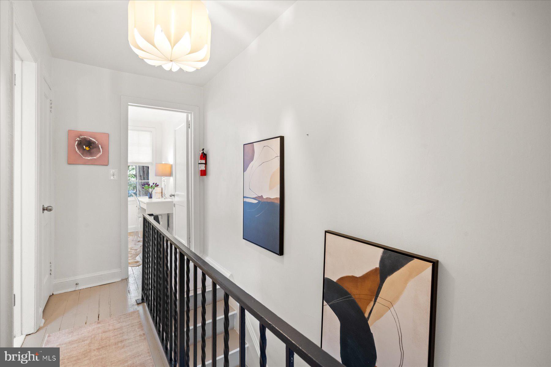 1062 | 1064 THOMAS JEFFERSON STREET NW