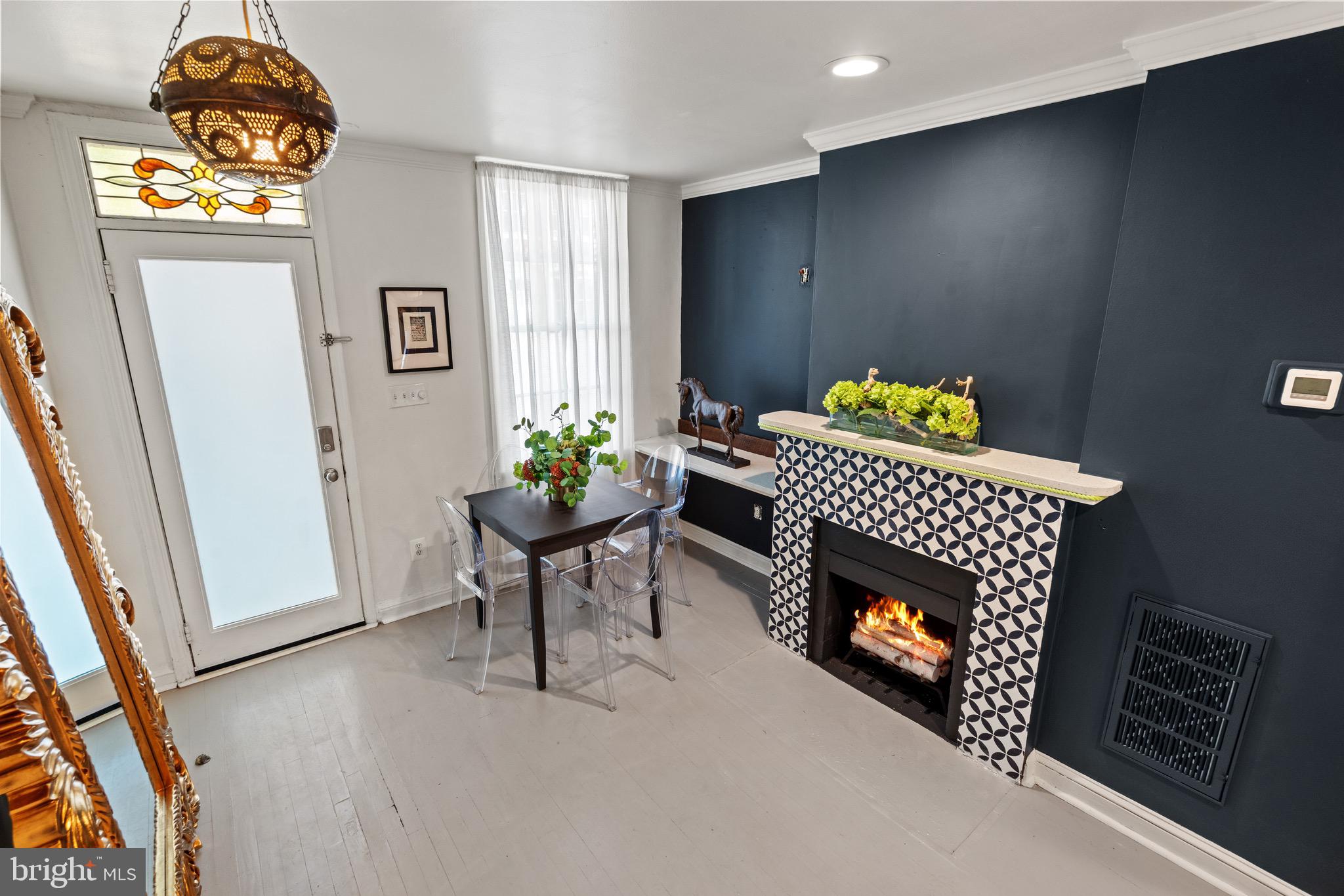 1062 | 1064 THOMAS JEFFERSON STREET NW