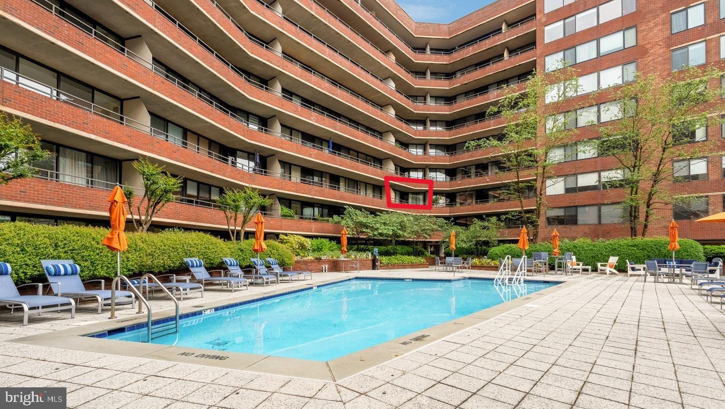 2555 PENNSYLVANIA AVENUE NW 408