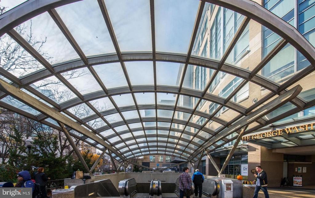 2555 PENNSYLVANIA AVENUE NW 408