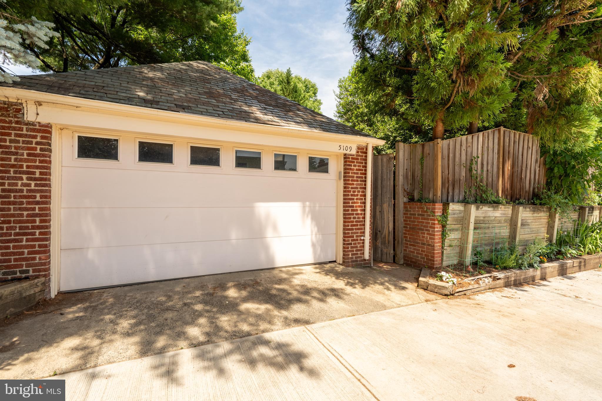 5109 CHEVY CHASE PARKWAY NW