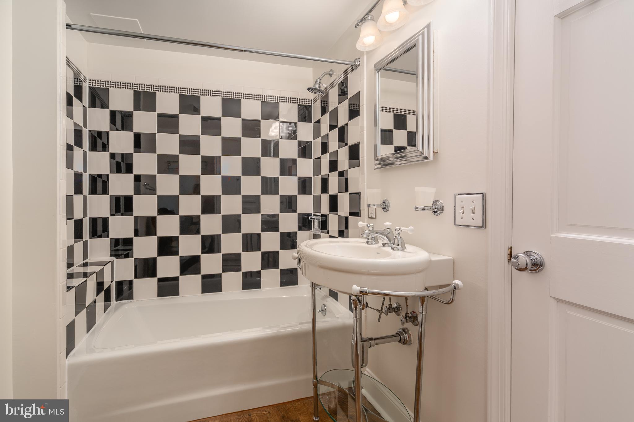 5109 CHEVY CHASE PARKWAY NW