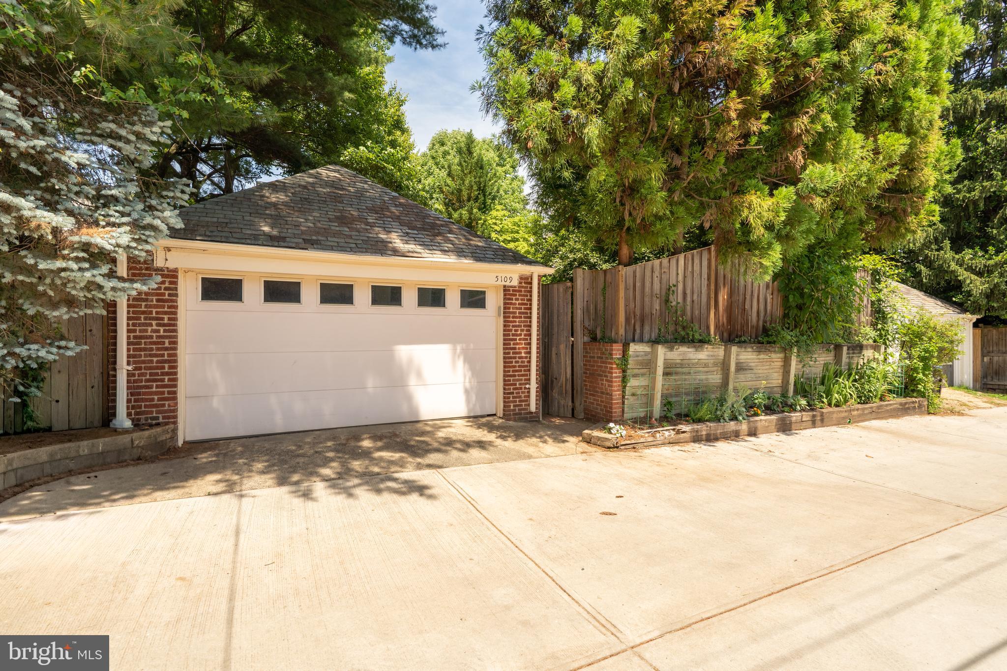 5109 CHEVY CHASE PARKWAY NW