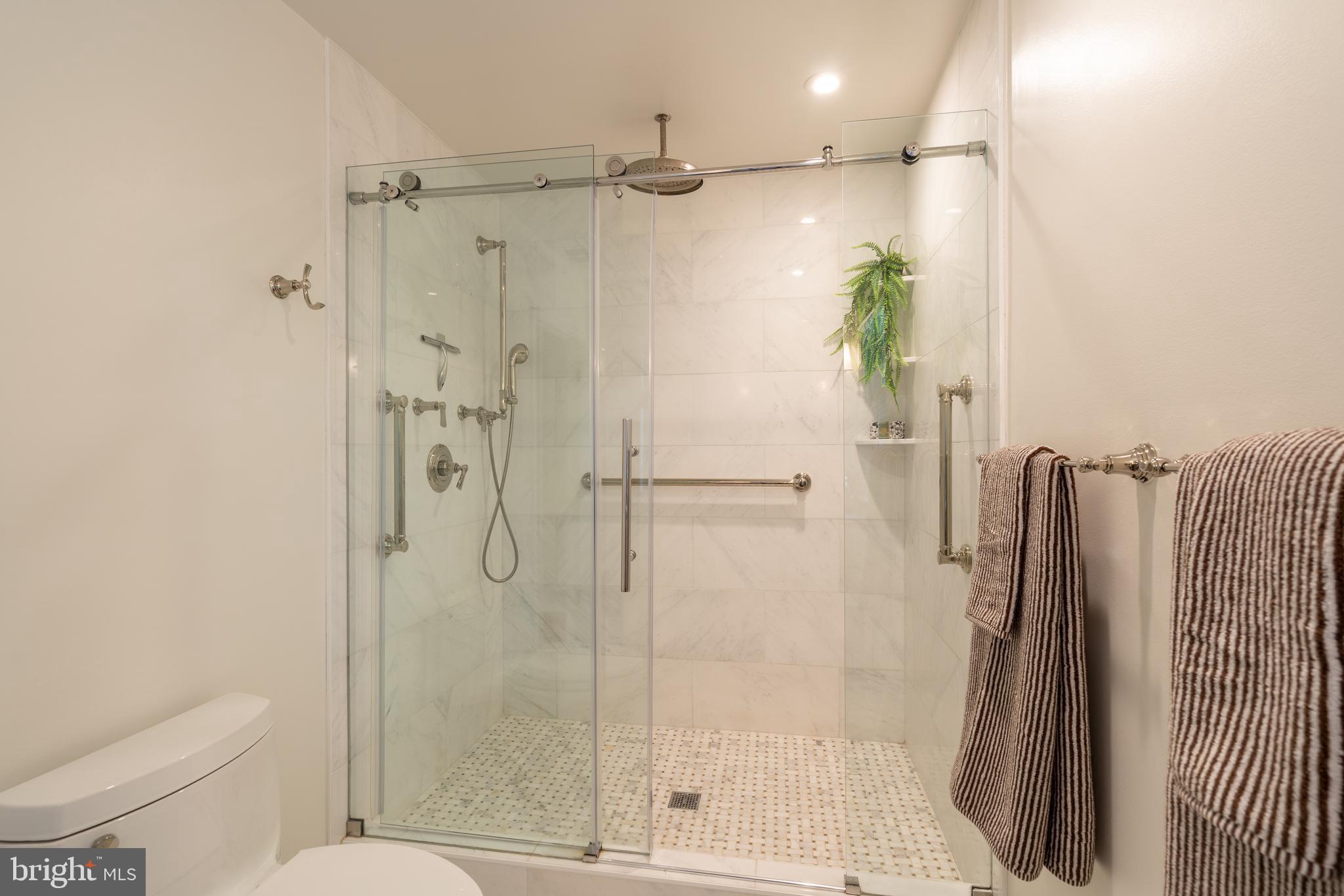 5109 CHEVY CHASE PARKWAY NW