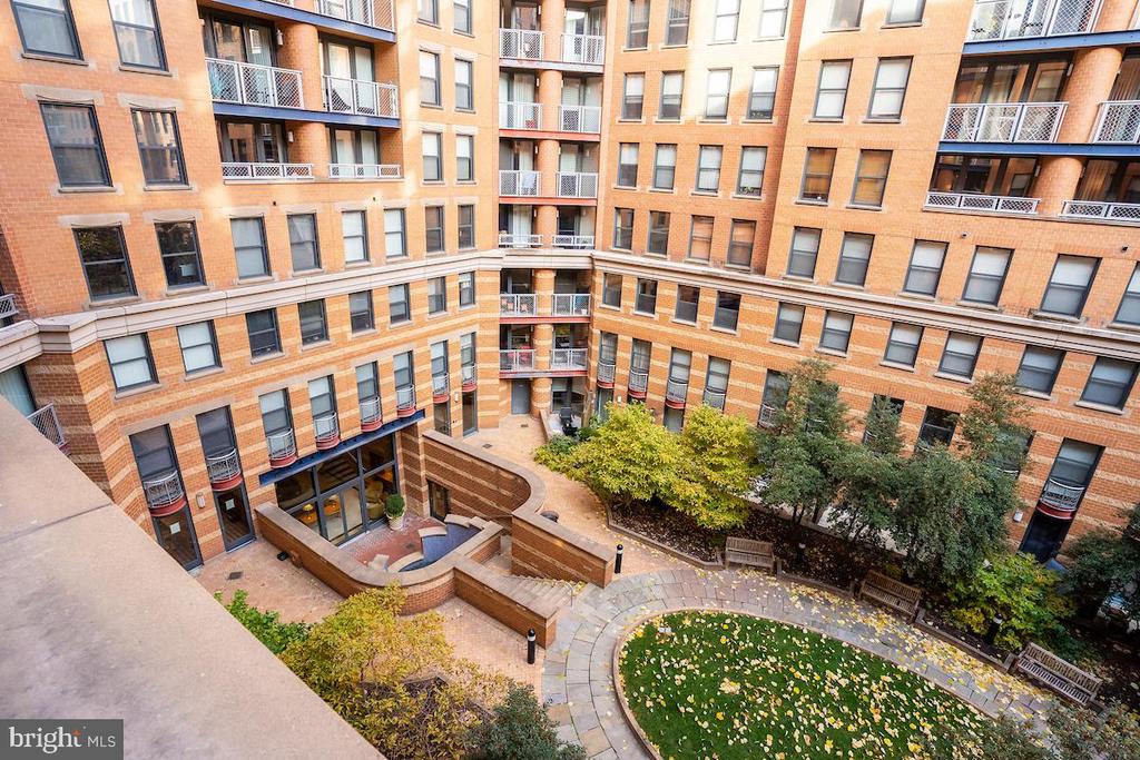 616 E STREET NW Unit: 607