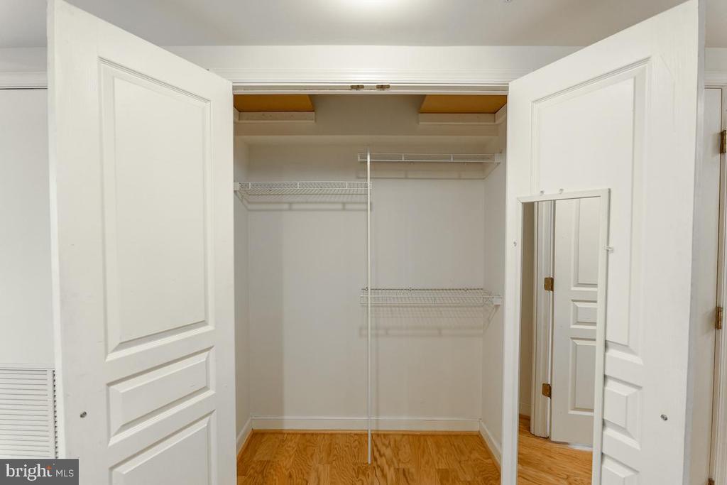 616 E STREET NW Unit: 607