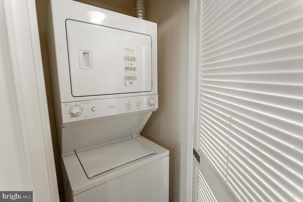 616 E STREET NW Unit: 607