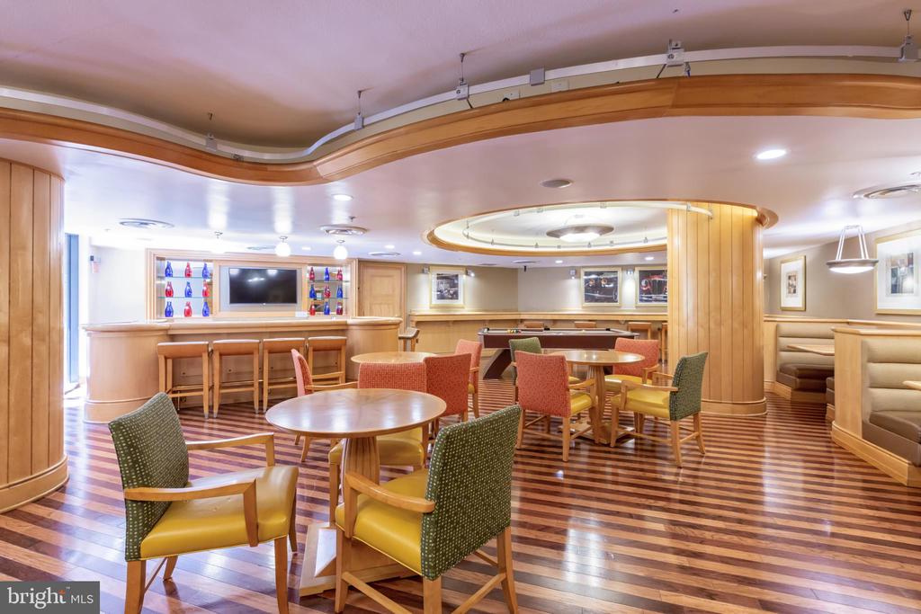 616 E STREET NW Unit: 607