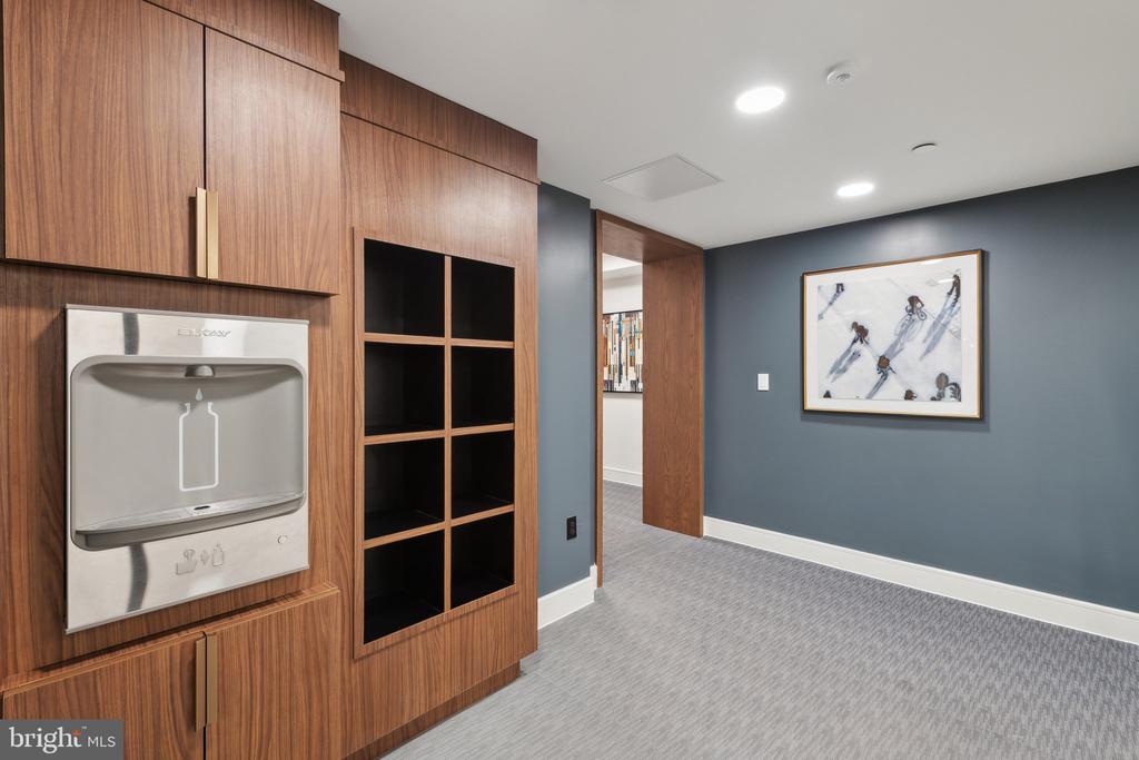 616 E STREET NW Unit: 607