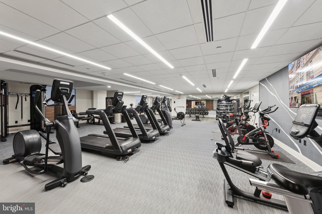 616 E STREET NW Unit: 607