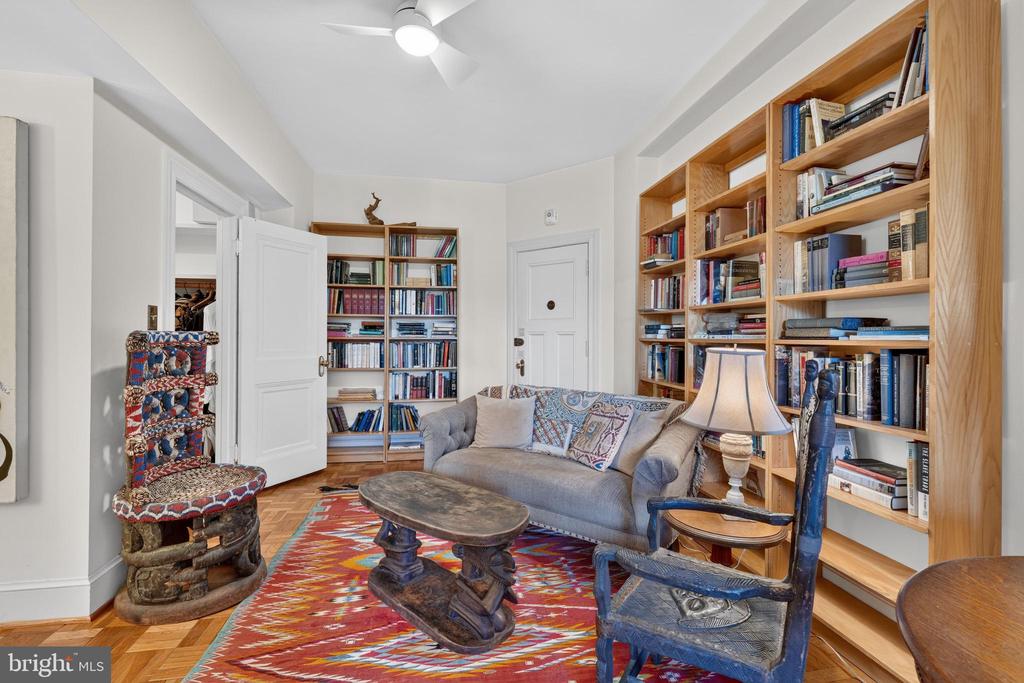 4000 NW CATHEDRAL AVENUE NW 229/239 B